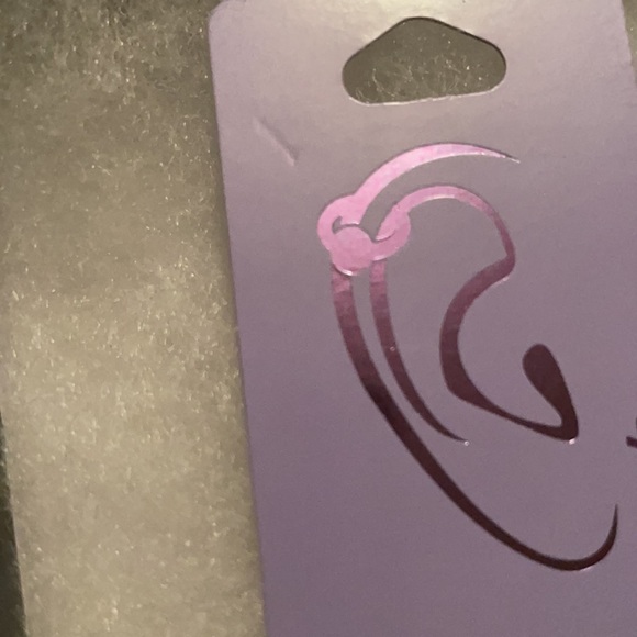 round hoop earrings - Picture 2 of 2